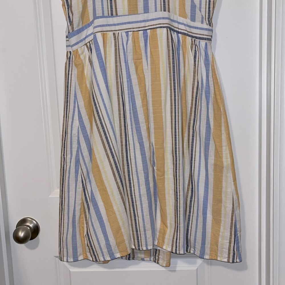 ⚡️ 3 for $30 ⚡️ Chelsea & Violet Women’s Large Striped Sundress - Picture 9 of 12